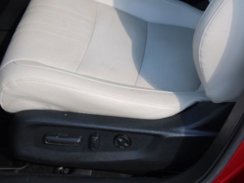 Used 2020 Honda Accord Touring image 14