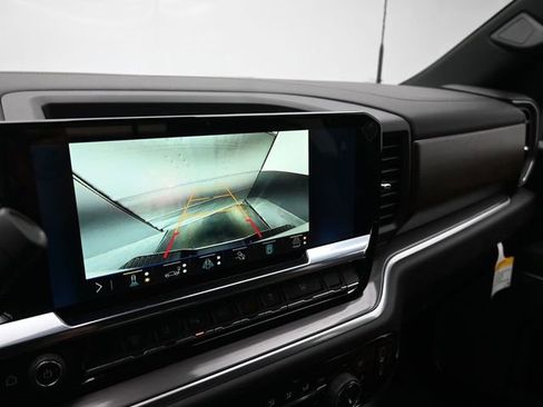 Used 2025 Chevrolet Silverado 2500 High Country w/ Technology Package image 19