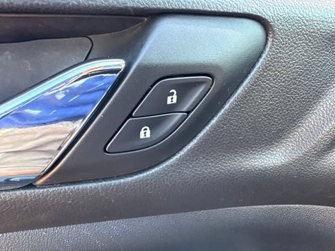 Used 2019 GMC Acadia SLE w/ Driver Alert Package I AWD/4WD image 13
