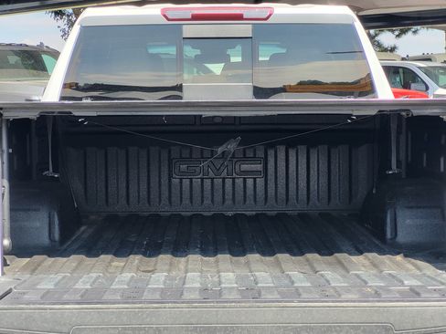 Used 2024 GMC Sierra 1500 SLT w/ SLT Premium Plus Package AWD/4WD image 26
