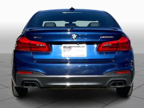 Used 2020 BMW M550i xDrive w/ Dynamic Handling Package image 5