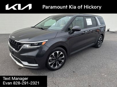 Used 2023 Kia Carnival EX
