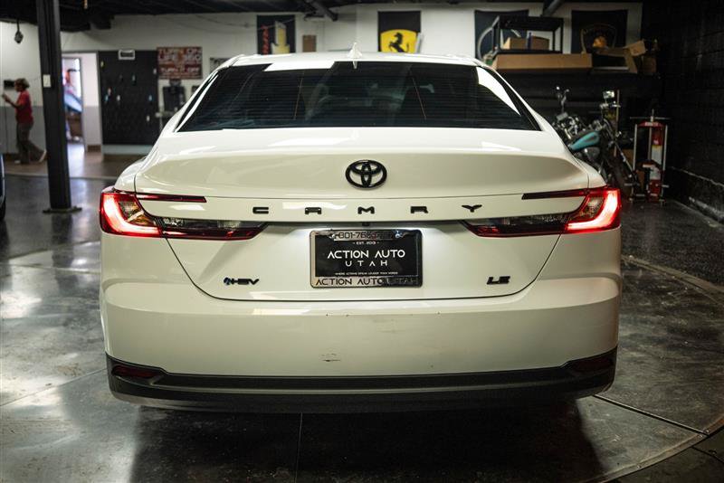 Used 2026 Toyota Camry LE FWD image 6