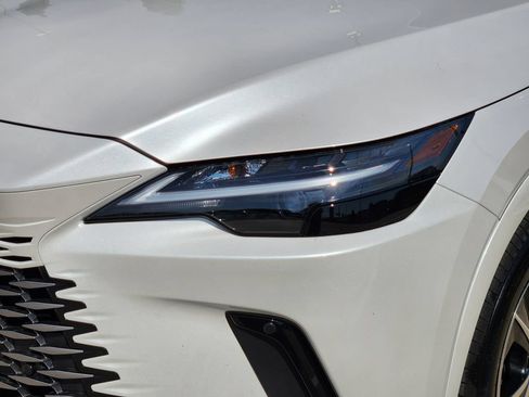 Certified 2026 Lexus RX 350 FWD w/ Accessory Package (Z1) image 9