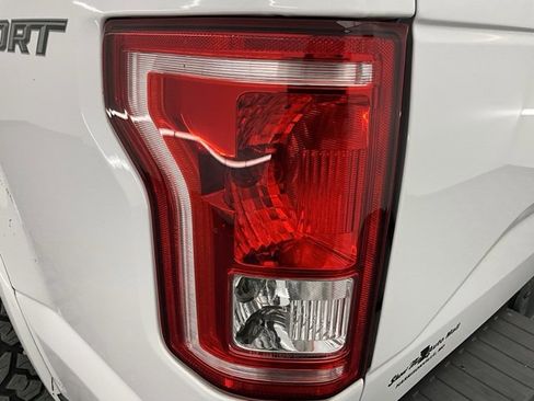 Used 2016 Ford F150 XLT w/ Equipment Group 302A Luxury image 22