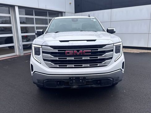 Used 2022 GMC Sierra 1500 SLE image 8