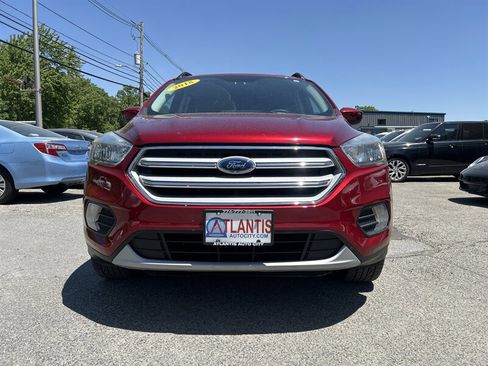 Used 2018 Ford Escape SE w/ SE Sync 3 Package AWD/4WD image 2
