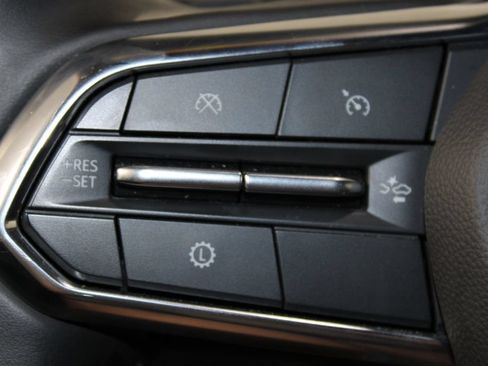Used 2025 Chevrolet Tahoe LT AWD/4WD image 42