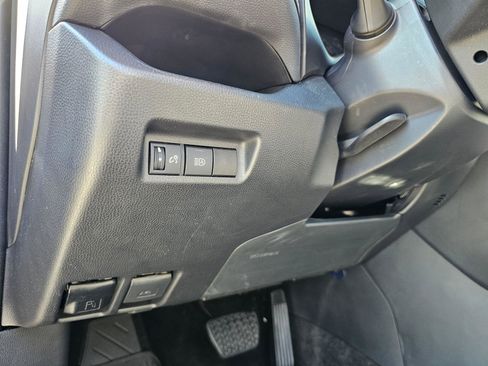 Used 2025 Toyota RAV4 LE image 21