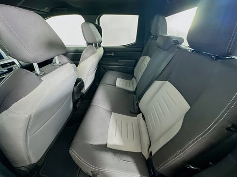 Used 2025 Toyota Tacoma TRD Off-Road image 27