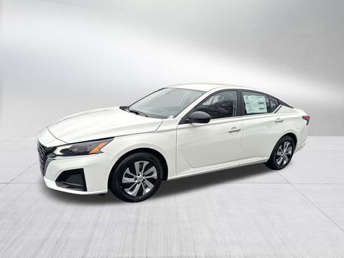 New 2025 Nissan Altima 2.5 S image 7