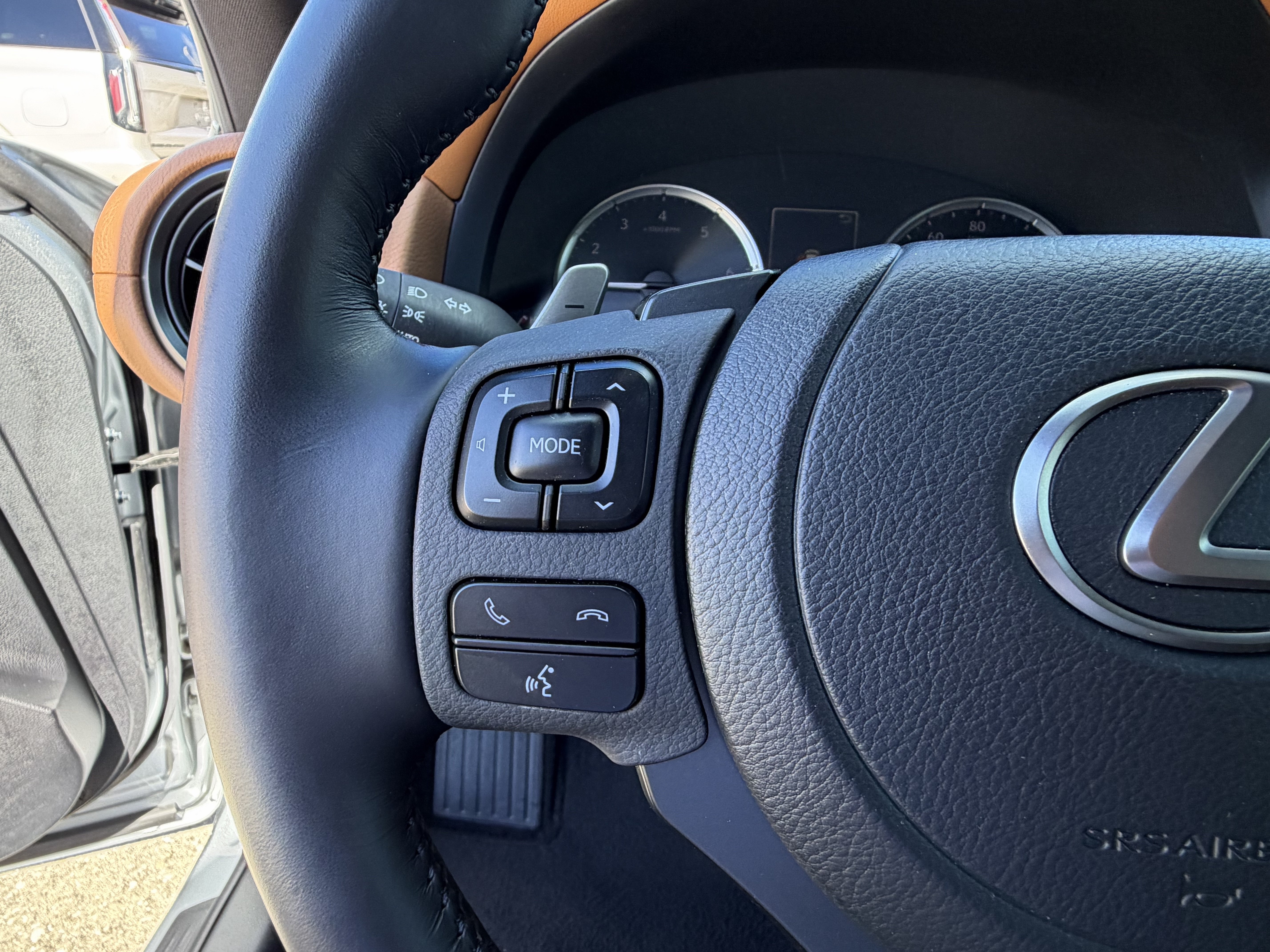 Used 2023 Lexus IS 350 F Sport w/ Accessory Package RWD image 28