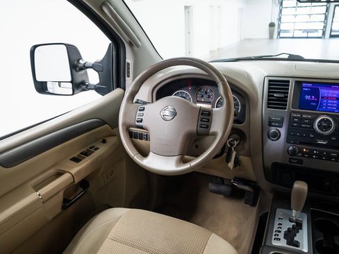 Used 2011 Nissan Armada SV w/ Driver Pkg image 10