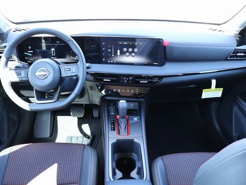 New 2026 Nissan Kicks SR image 6