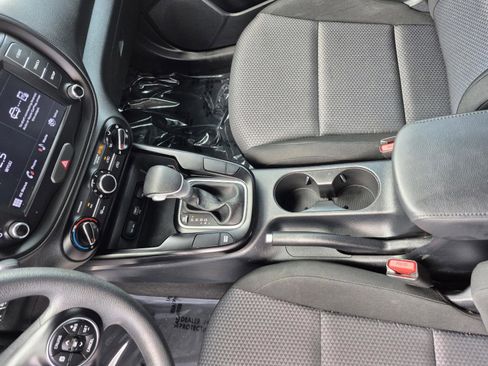 Used 2022 Kia Soul LX w/ Technology Package FWD image 21