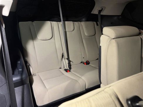 Used 2019 Subaru Ascent Premium image 15