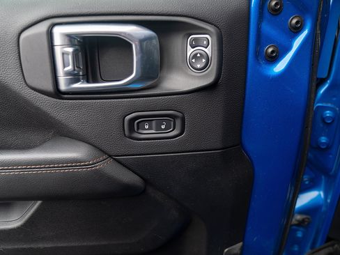 Used 2021 Jeep Wrangler Unlimited Rubicon image 17