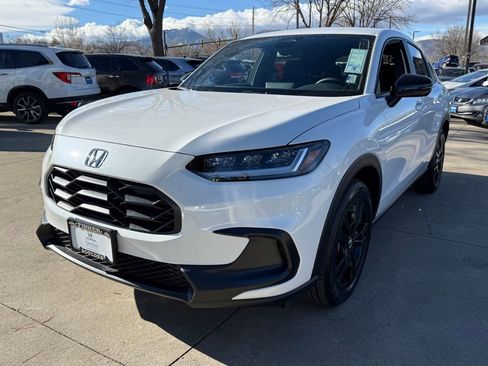 Certified 2026 Honda HR-V Sport image 9