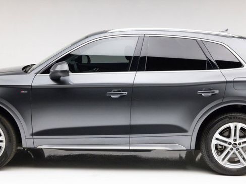 Used 2021 Audi Q5 e Premium w/ Convenience Package image 21