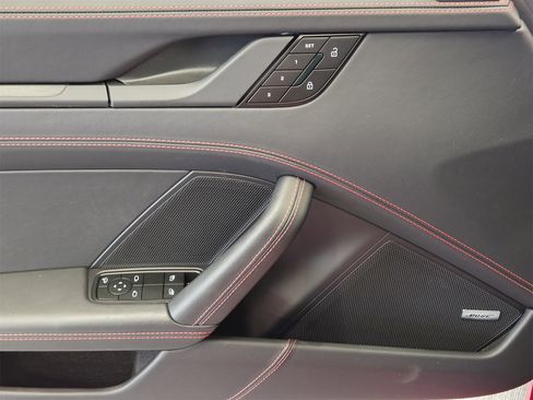 Used 2025 Porsche 911 Carrera GTS image 11