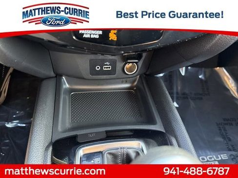 Used 2020 Nissan Rogue Sport S image 19