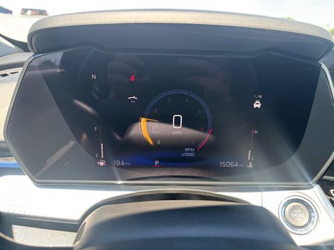 Used 2025 Chevrolet Trax LT w/ Driver Confidence Package FWD image 18