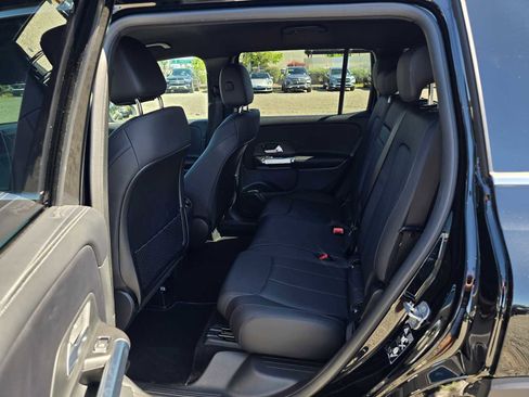 Used 2026 Mercedes-Benz GLB 250 image 18