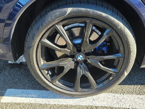 Used 2023 BMW X7 xDrive40i w/ M Sport Package image 7