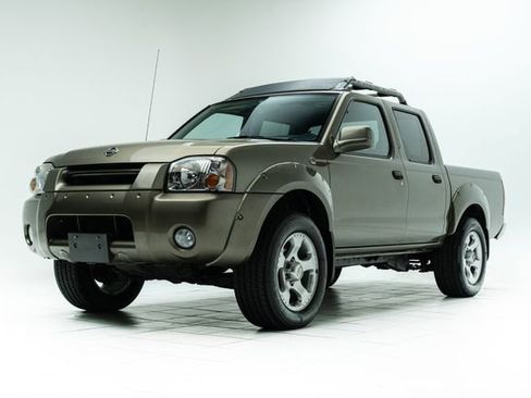 Used 2001 Nissan Frontier S/C image 8