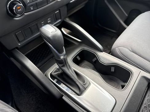 Certified 2024 Nissan Frontier SV RWD image 25