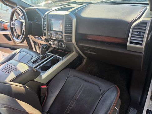 Used 2017 Ford F150 King Ranch w/ Equipment Group 601A Luxury AWD/4WD image 32