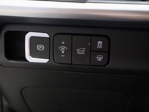 Certified 2025 Hyundai Santa Fe XRT AWD/4WD image 32