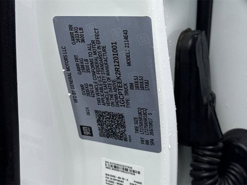 Certified 2024 Chevrolet Colorado Trail Boss w/ Technology Package image 32