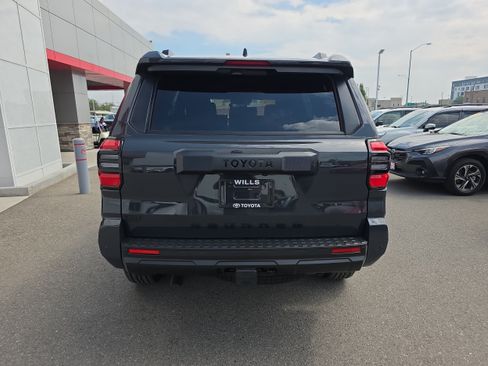Used 2026 Toyota 4Runner TRD Off-Road Premium AWD/4WD image 6