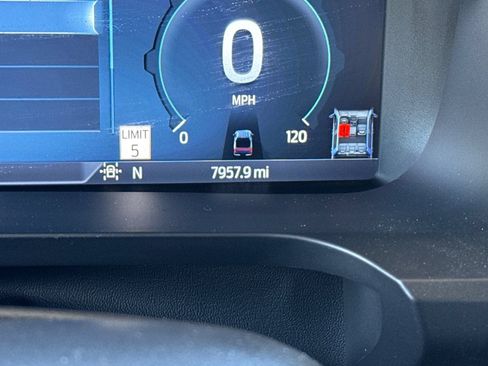 Used 2024 Ford F150 Lightning Platinum AWD/4WD image 36