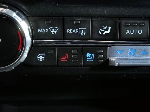 Certified 2023 Ford F150 Lariat w/ Equipment Group 502A High image 25