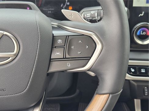 Used 2023 Lexus RX 350 FWD w/ Cold Area Package image 27