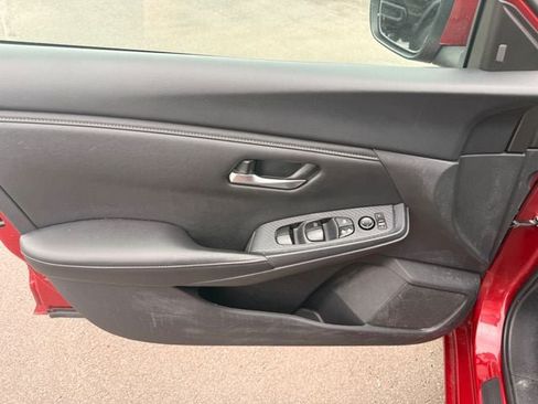 Used 2024 Nissan Sentra SV w/ All-Weather Package FWD image 6