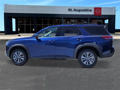 New 2025 Nissan Pathfinder SV