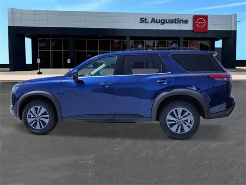 New 2025 Nissan Pathfinder SV image 2