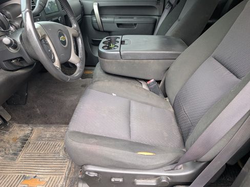Used 2011 Chevrolet Silverado 1500 LT w/ All-Star Edition AWD/4WD image 6