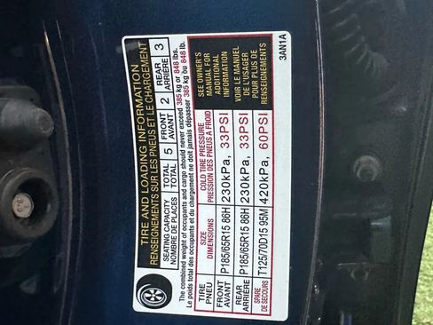 Used 2019 Nissan Versa SV image 47