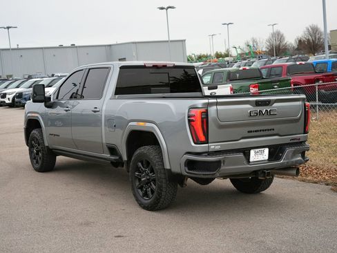 Used 2024 GMC Sierra 2500 AT4 w/ AT4 Premium Plus Package image 9