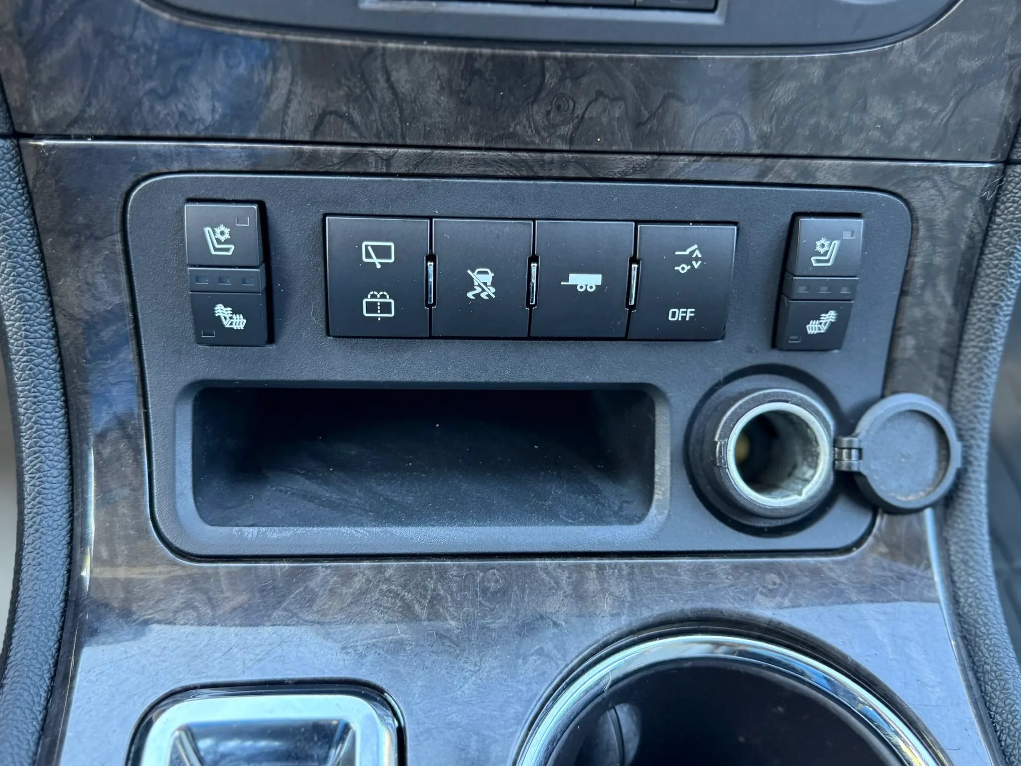 Used 2011 GMC Acadia Denali AWD/4WD image 34