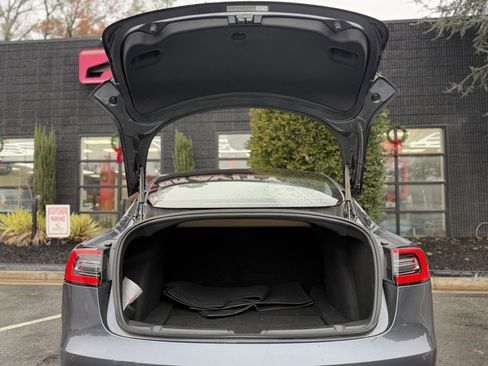 Used 2019 Tesla Model 3 Long Range image 17