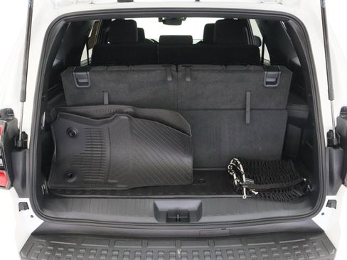 Used 2025 Toyota 4Runner SR5 RWD image 31
