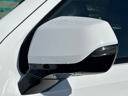 Used 2023 GMC Yukon AT4 image 54