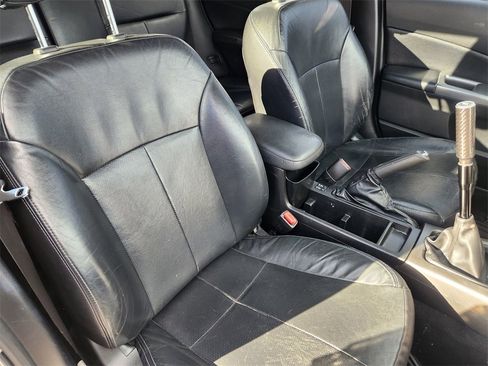 Used 2011 Subaru Forester 2.5X Premium image 7