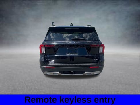 Used 2025 Ford Explorer Active w/ Active Comfort Package AWD/4WD image 14