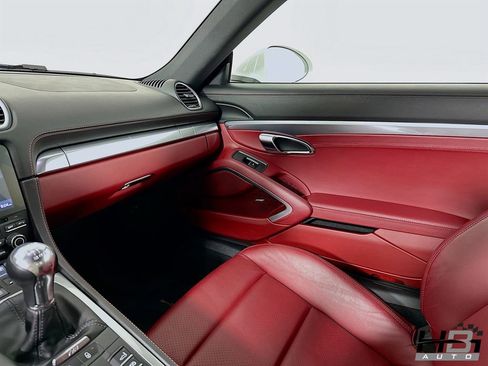 Used 2018 Porsche 718 Cayman image 17